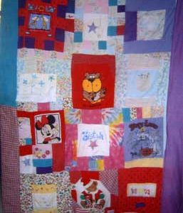 QUILTS made from your cherished – just can’t throw them away – clothes & tee-shirts!